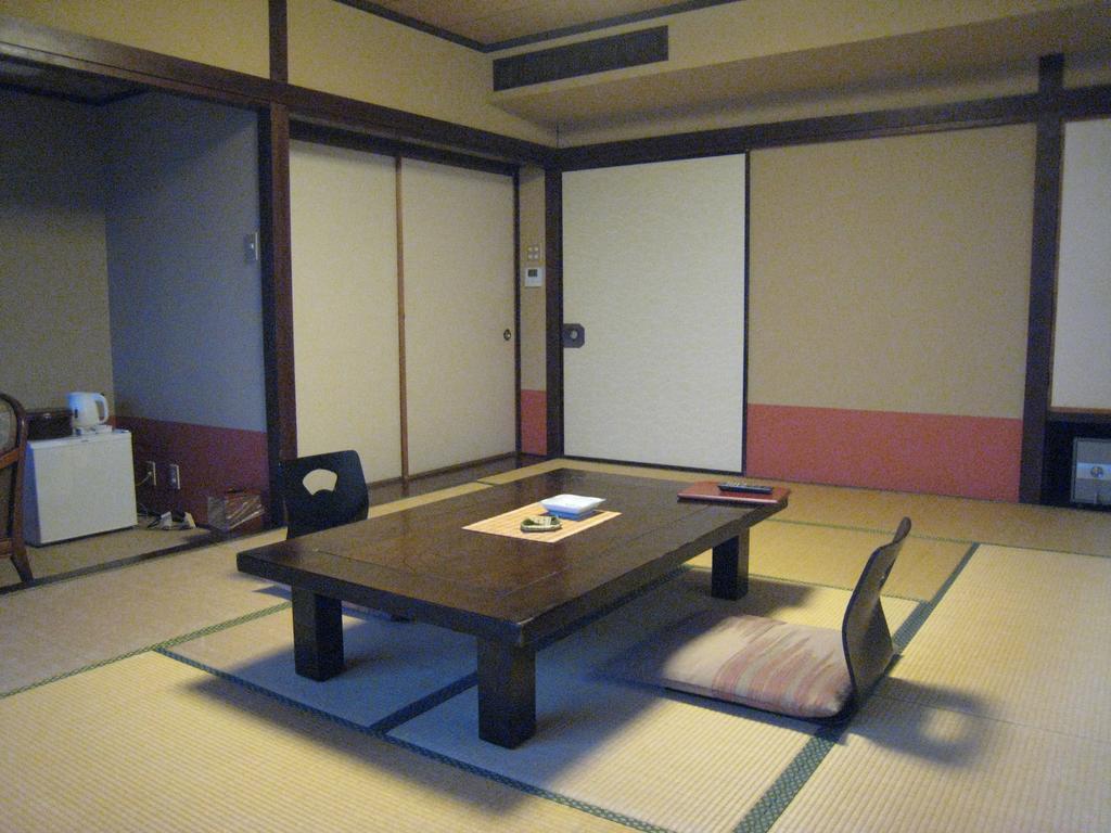 Utsumionsen Ichizu 호텔 Aichi 외부 사진